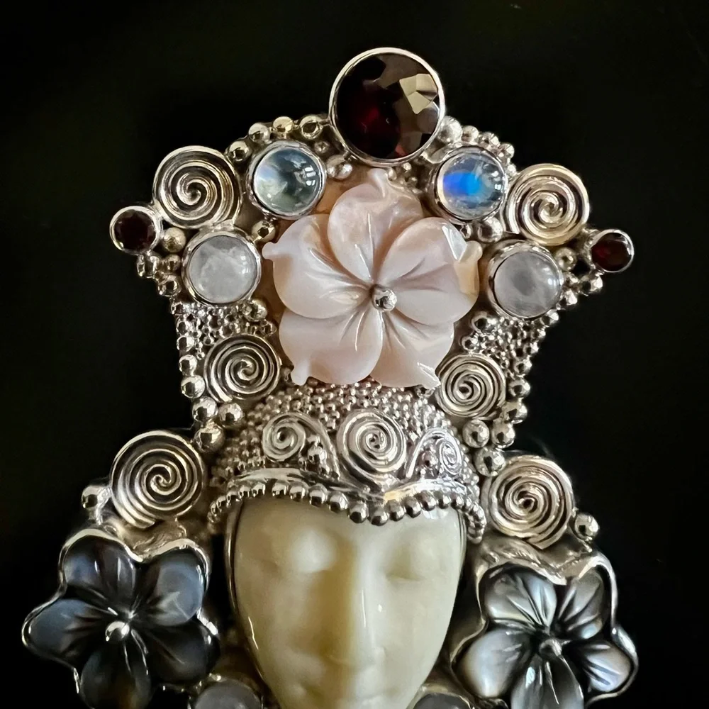Sajen, Ornate Bali Goddess 925 Sterling Silver Pendant/Brooch. - Picture 5 of 16